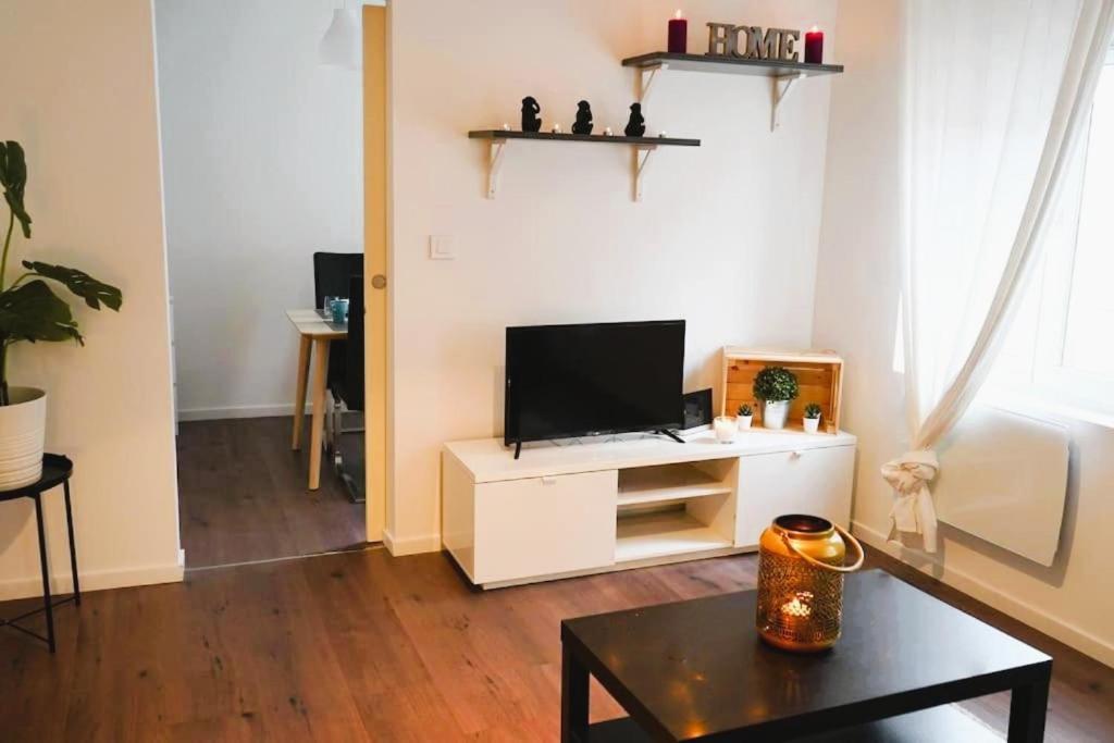 Rm-1 - Appartement F2 Au 1Er Etage Pour 1-3 Pers Mulhouse Dış mekan fotoğraf